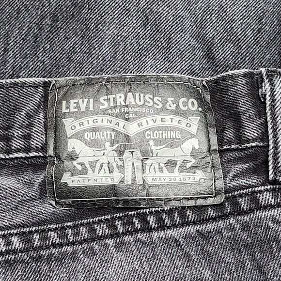 Levis 501 Mens Jeans Size 34x28 Regular Straight Fit Leg Denim Black Hemmed - Picture 16 of 16